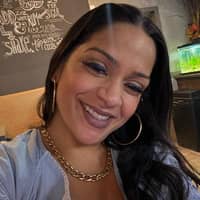 Sitter Profile Image: Erika N.