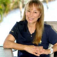 Sitter Profile Image: Angela R.