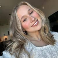 Sitter Profile Image: Athena S.