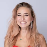 Sitter Profile Image: Floriane C.