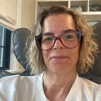 Sitter Profile Image: Dawn O.