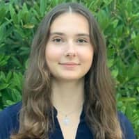 Sitter Profile Image: Gina K.