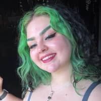 Sitter Profile Image: Elaina R.