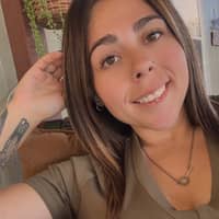 Sitter Profile Image: Mishelle J.