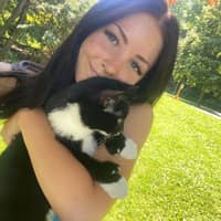 Sitter Profile Image: Jenna S.