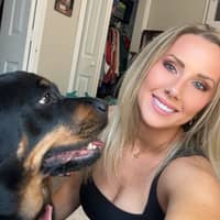 Sitter Profile Image: Natasha L.