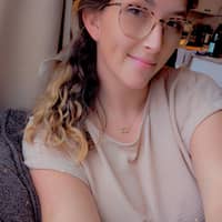 Sitter Profile Image: Lauren B.