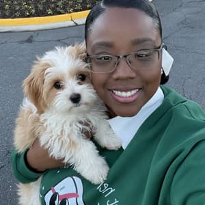 Sitter Profile Image: Ashley W.