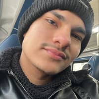 Sitter Profile Image: Mario L.