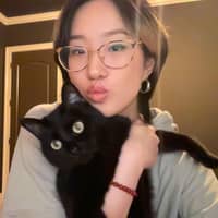 Sitter Profile Image: Lesley C.