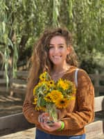 Sitter Profile Image: Mia C.