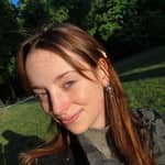 Sitter Profile Image: Zoe H.