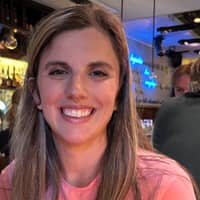 Sitter Profile Image: Elsa H.