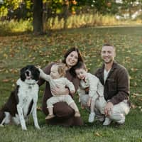 Sitter Profile Image: Erin T.