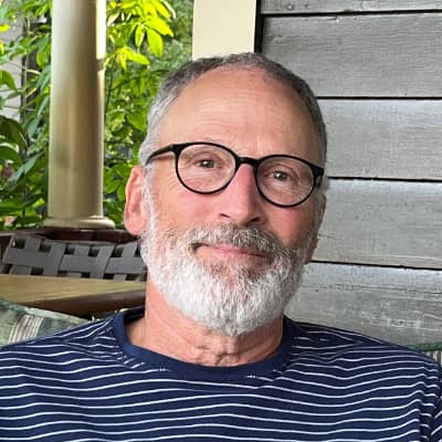 Sitter Profile Image: Mark R.