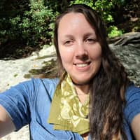 Sitter Profile Image: Rebecca L.