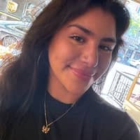 Sitter Profile Image: Paulina G.