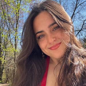 Sitter Profile Image: Emily H.