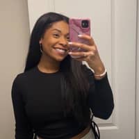 Sitter Profile Image: Stacey C.