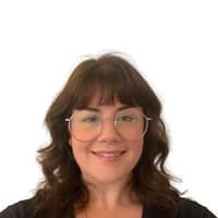 Sitter Profile Image: Lindsay H.