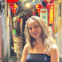 Photo de profil du pet sitter : Ysaline B.