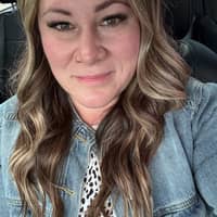 Sitter Profile Image: Lisa R.