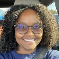 Sitter Profile Image: Nysa C.