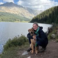 Sitter Profile Image: Sloane S.