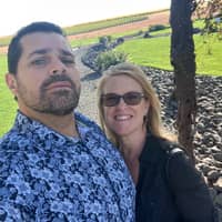 Sitter Profile Image: Dean & Bethanie S.