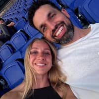 Sitter Profile Image: Hannah & Pavlos J.