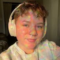 Sitter Profile Image: Caroline T.