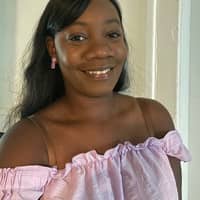 Sitter Profile Image: Shenyque P.