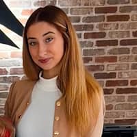 Sitter Profile Image: Isabella D.