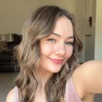 Sitter Profile Image: Georgie E.