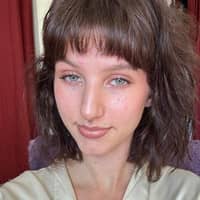 Sitter Profile Image: Taylor A.