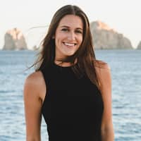 Sitter Profile Image: Abigail T.