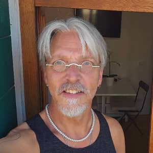 Sitter Profile Image: David L.