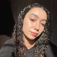 Sitter Profile Image: Gal A.