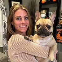 Sitter Profile Image: Lindsey B.