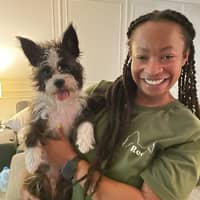 Sitter Profile Image: Erika R.