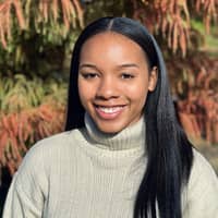 Sitter Profile Image: Mya R.