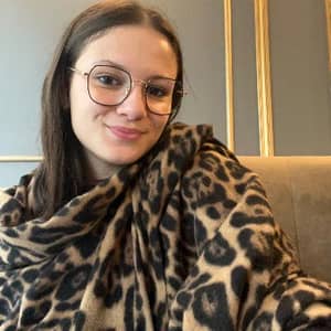 Sitter Profile Image: Aliya H.