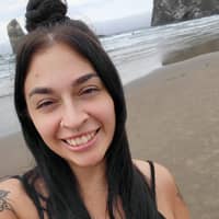 Sitter Profile Image: Beatriz P.