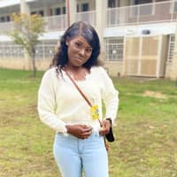 Sitter Profile Image: Tierra W.