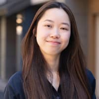 Sitter Profile Image: Qing G.