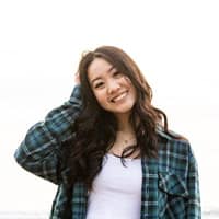 Sitter Profile Image: Clara W.