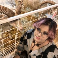 Sitter Profile Image: Ashley R.