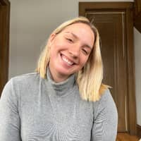 Sitter Profile Image: Leah H.