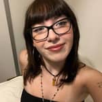 Sitter Profile Image: Laura R.