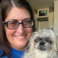 Sitter Profile Image: Lorinda B.